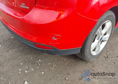 2012 Ford Focus Se z USA, uszkodzony, nr VIN 1FAHP3K21CL444088